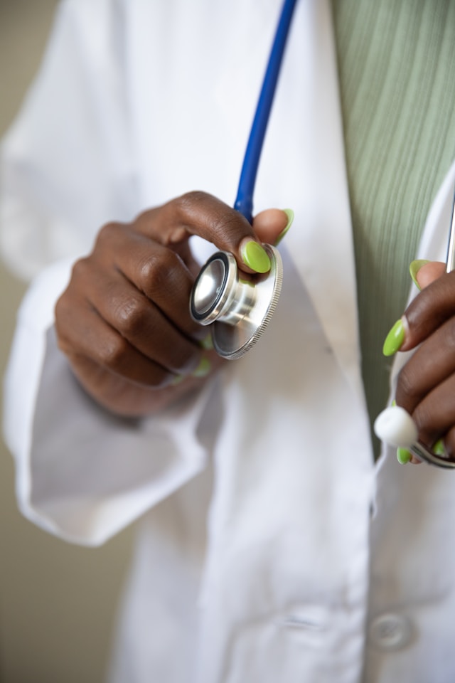 9 Doctor Search Tips for Finding Medical Care That Fits Your Schedule